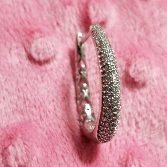 Hoop earrings - Picture 7 of 7